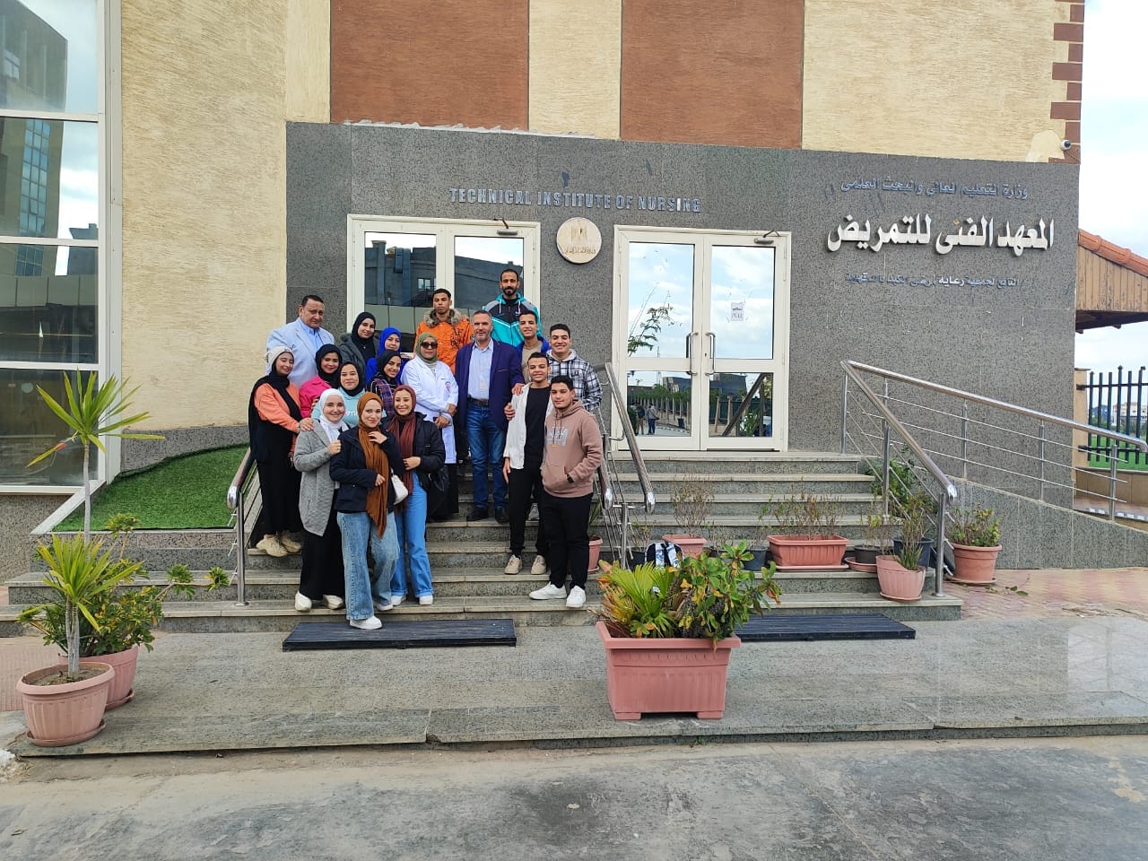 حملة تشجير ضمن المبادرة الرئاسية لزراعة النباتات المثمرة